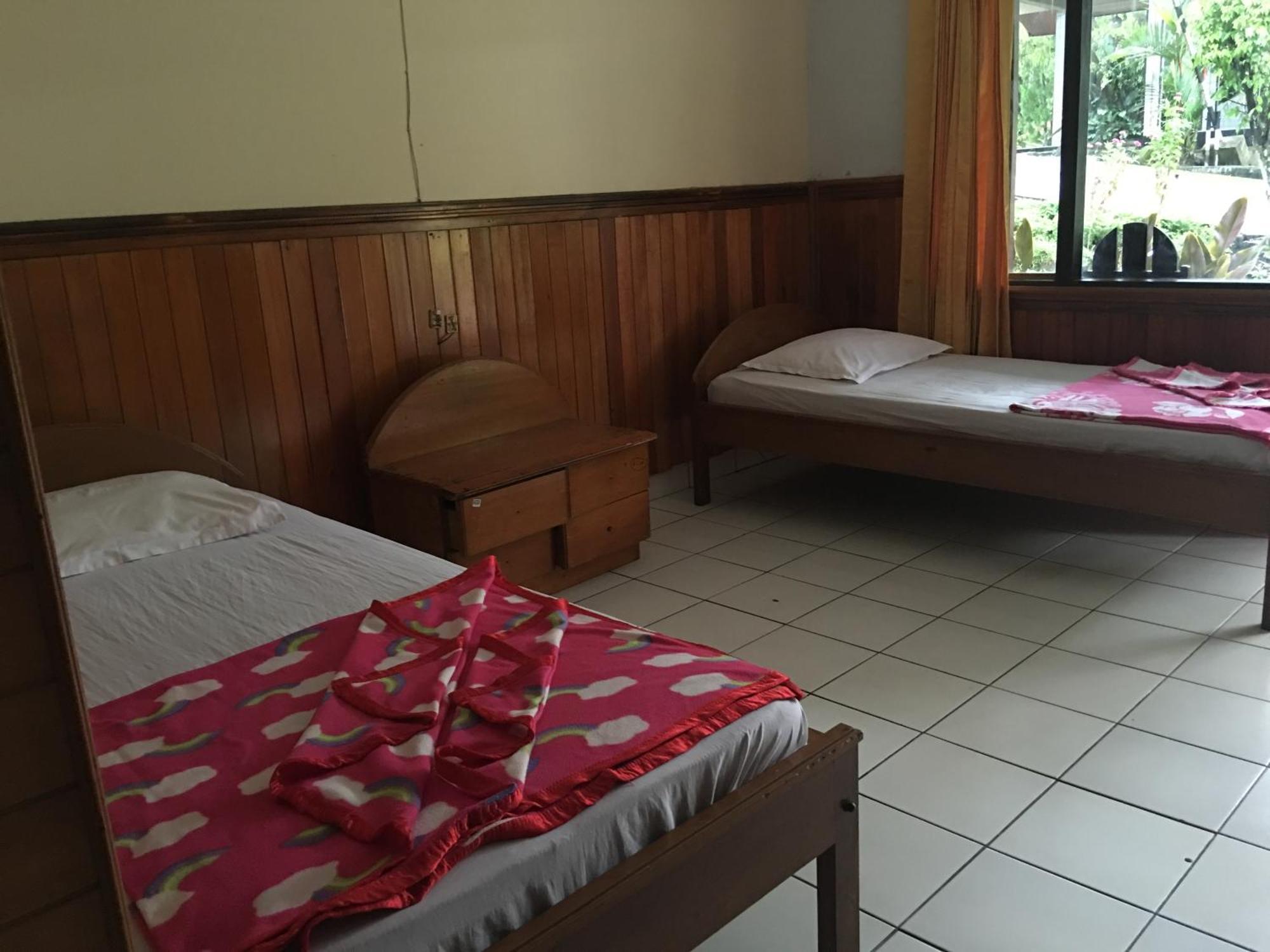 Tamasya Garden Hotel Kotamobagu Camera foto