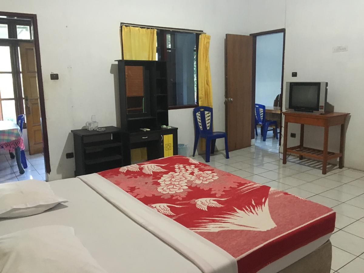 Tamasya Garden Hotel Kotamobagu Esterno foto