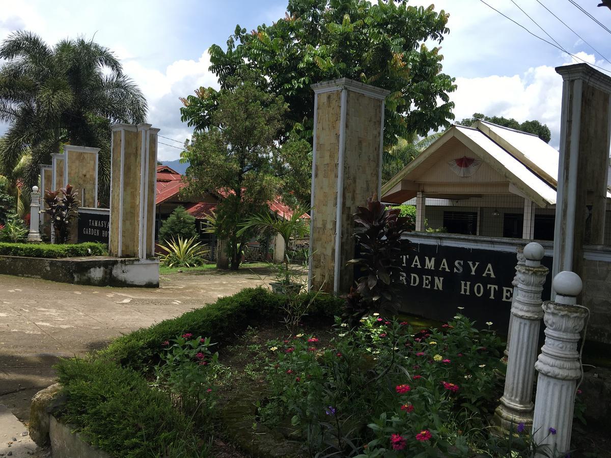 Tamasya Garden Hotel Kotamobagu Esterno foto